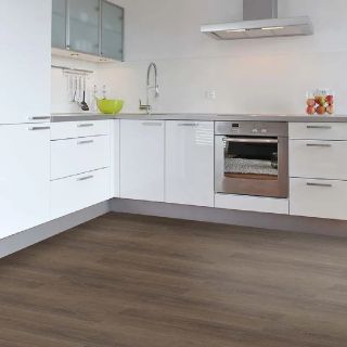 Aquafix – podlaha, ktorá robí dojem na prvý krok! 💪🌳 💚100% vodeodolná, extrémne odolná a dostupná v 3 prevedeniach –...